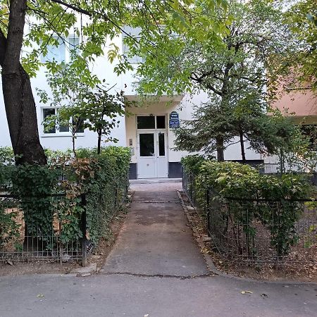 Golden Apartment Baneasa Bucharest Exterior photo